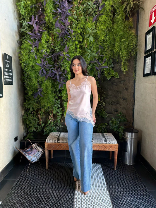 Blusa Satinada con Encaje - Rosa