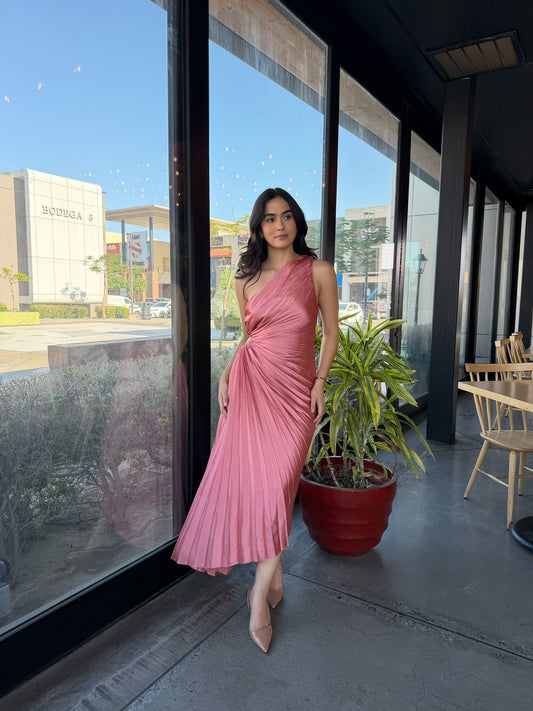 Vestido Plisado Asimétrico