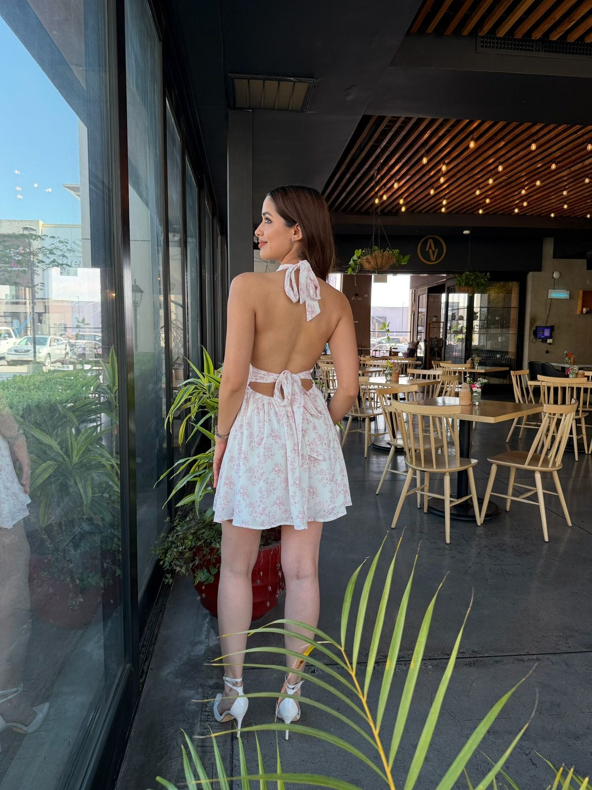Vestido Halter Flores Rosas