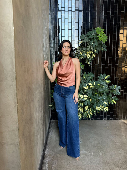 Blusa Halter Satinada