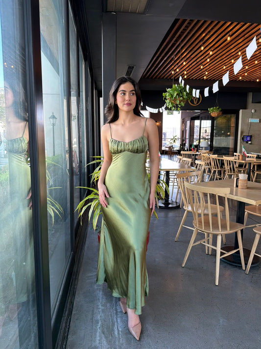 Vestido Midi Satinado - Verde