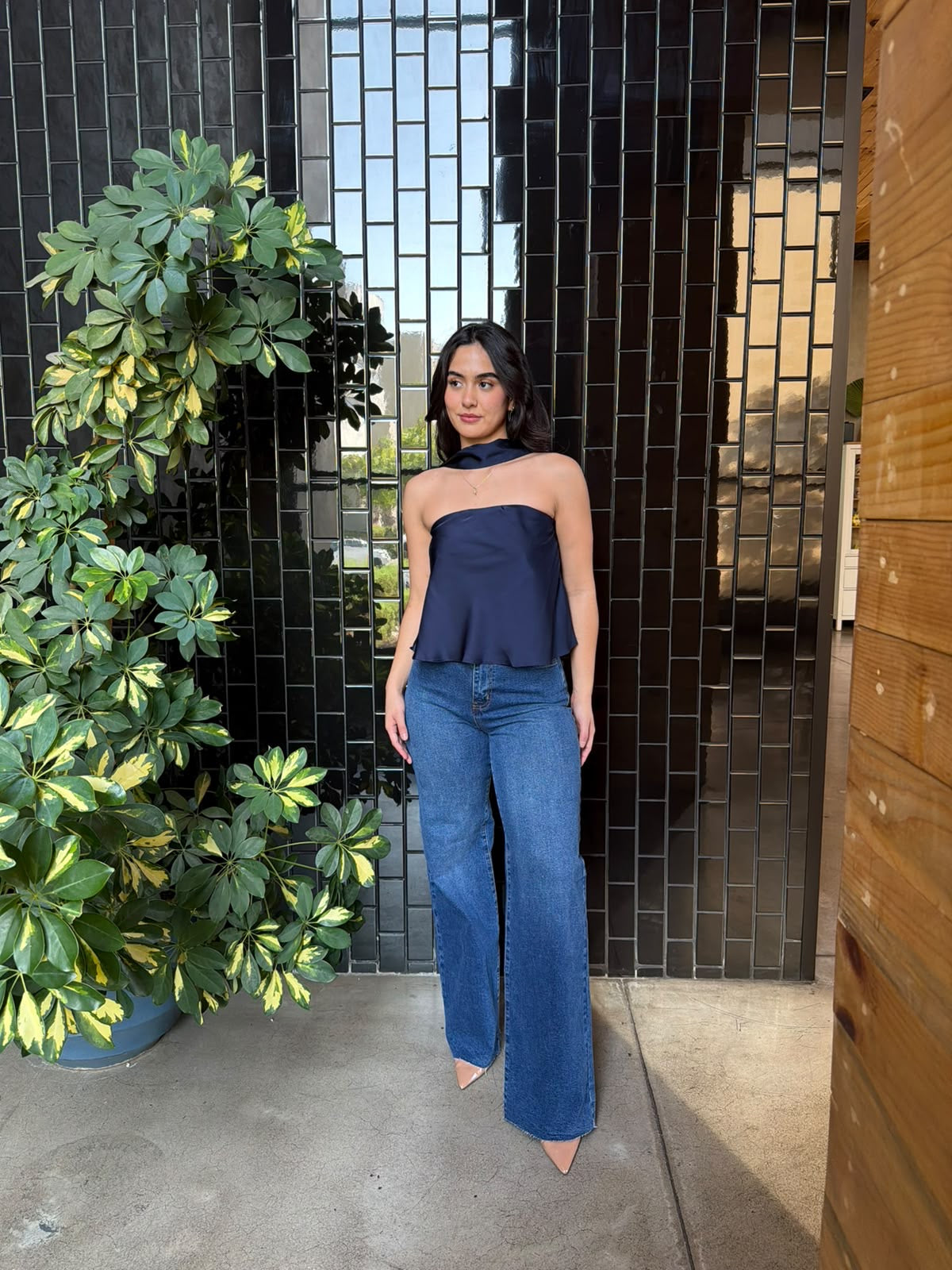 Blusa Strapless con Mascada