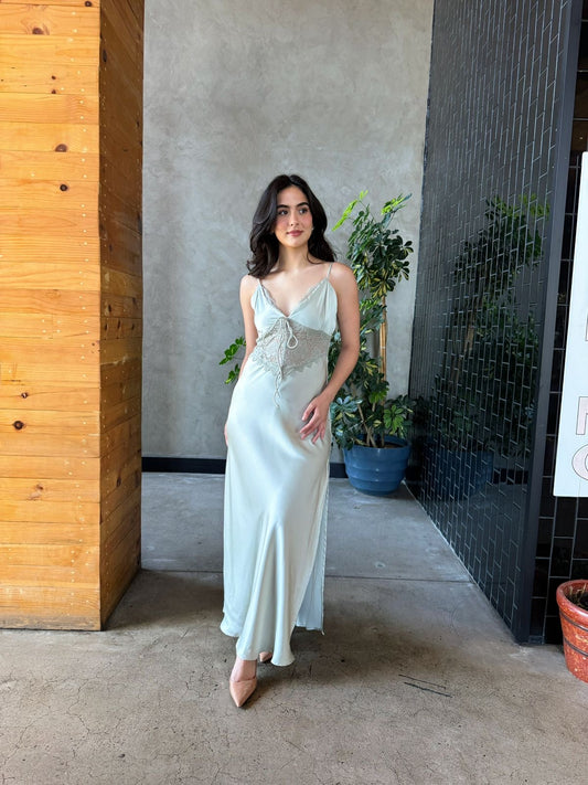 Vestido Largo Satinado Encaje