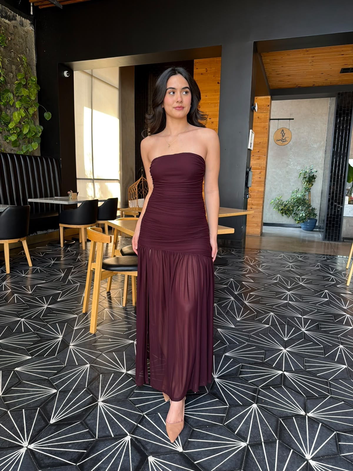 Vestido Strapless Plisado - Vino