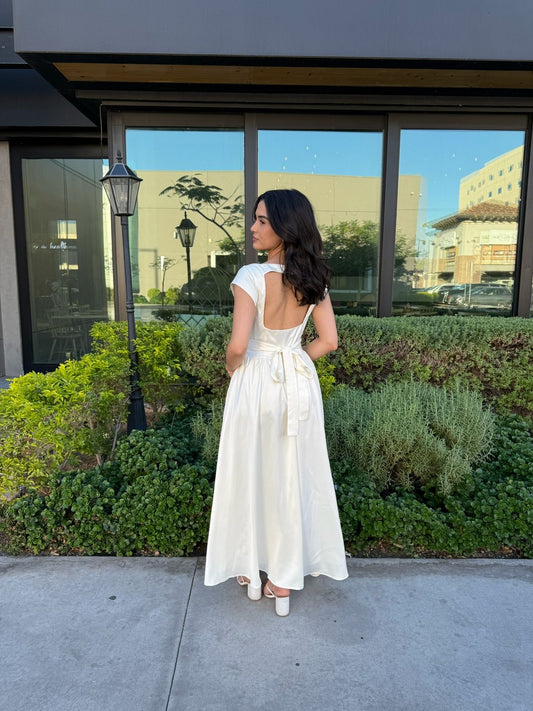 Vestido Satin Moño Espalda