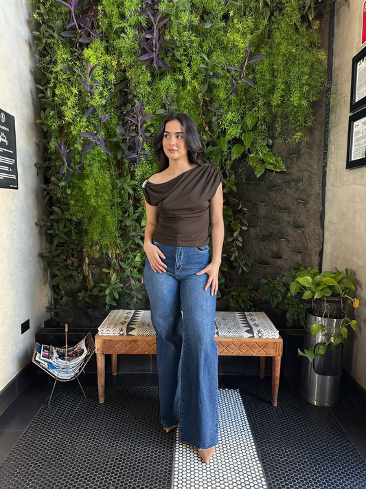 Blusa con Argolla Café