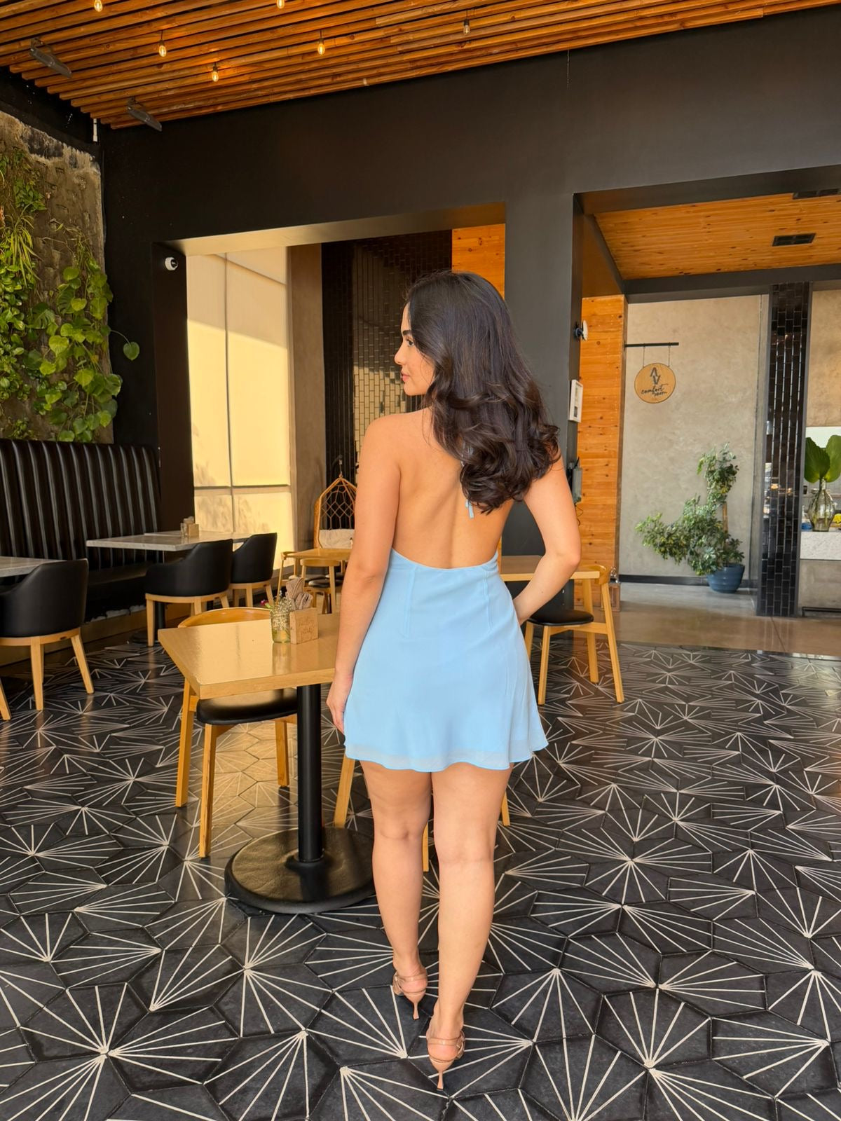 Vestido Halter con Brillos - Azul