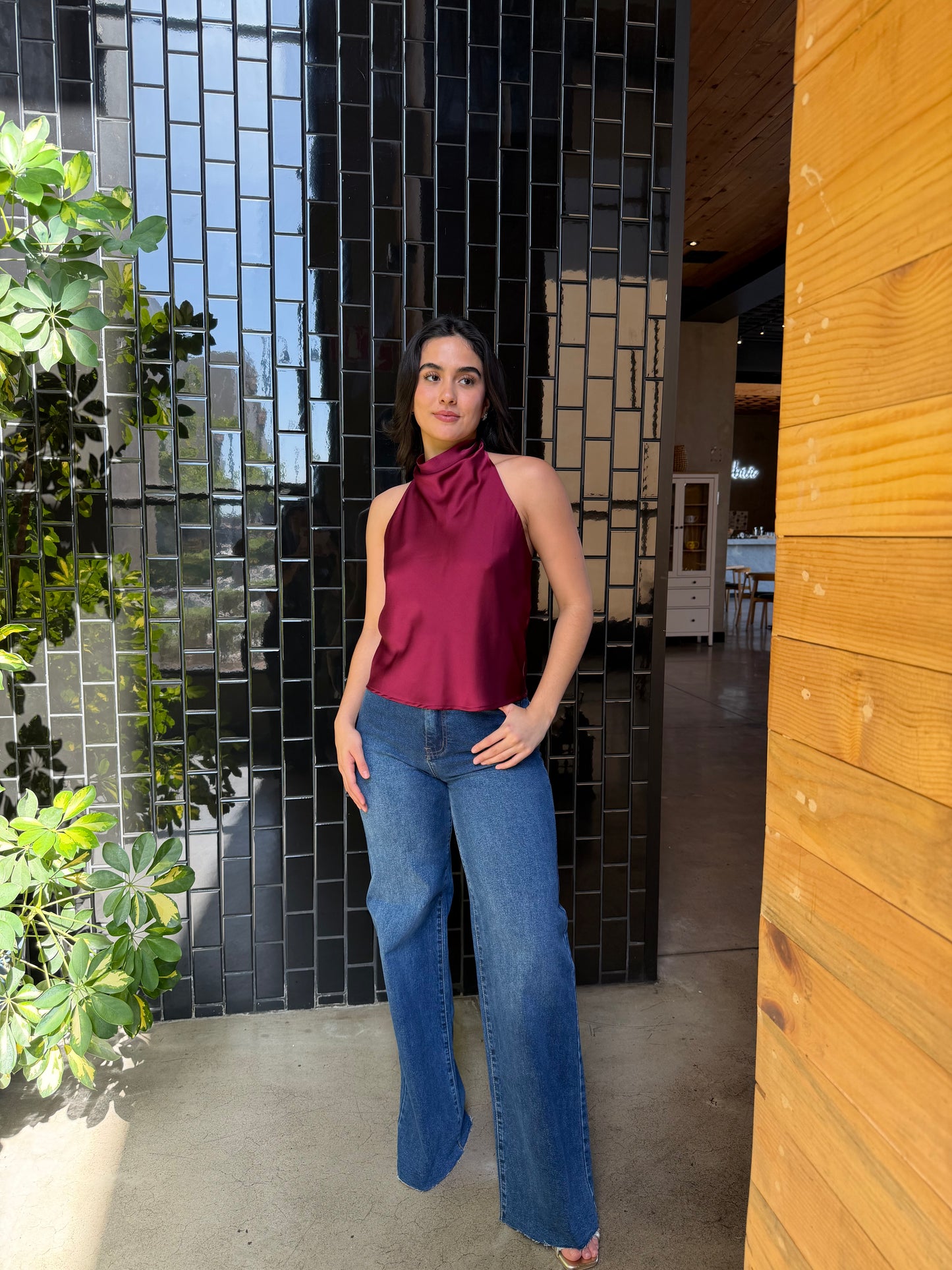 Blusa Satin Guinda