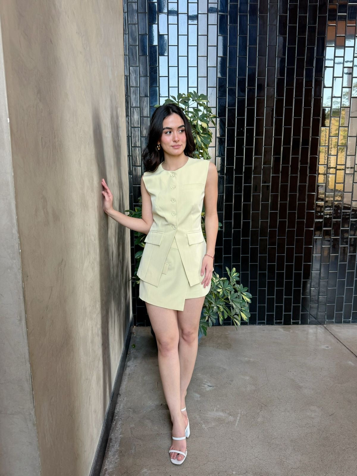 Conjunto Sastre Amarillo