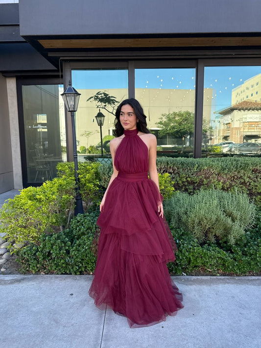 Vestido Halter Olanes de Tule