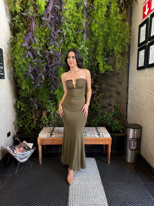 Vestido Midi Strapless con Escote Ondulado