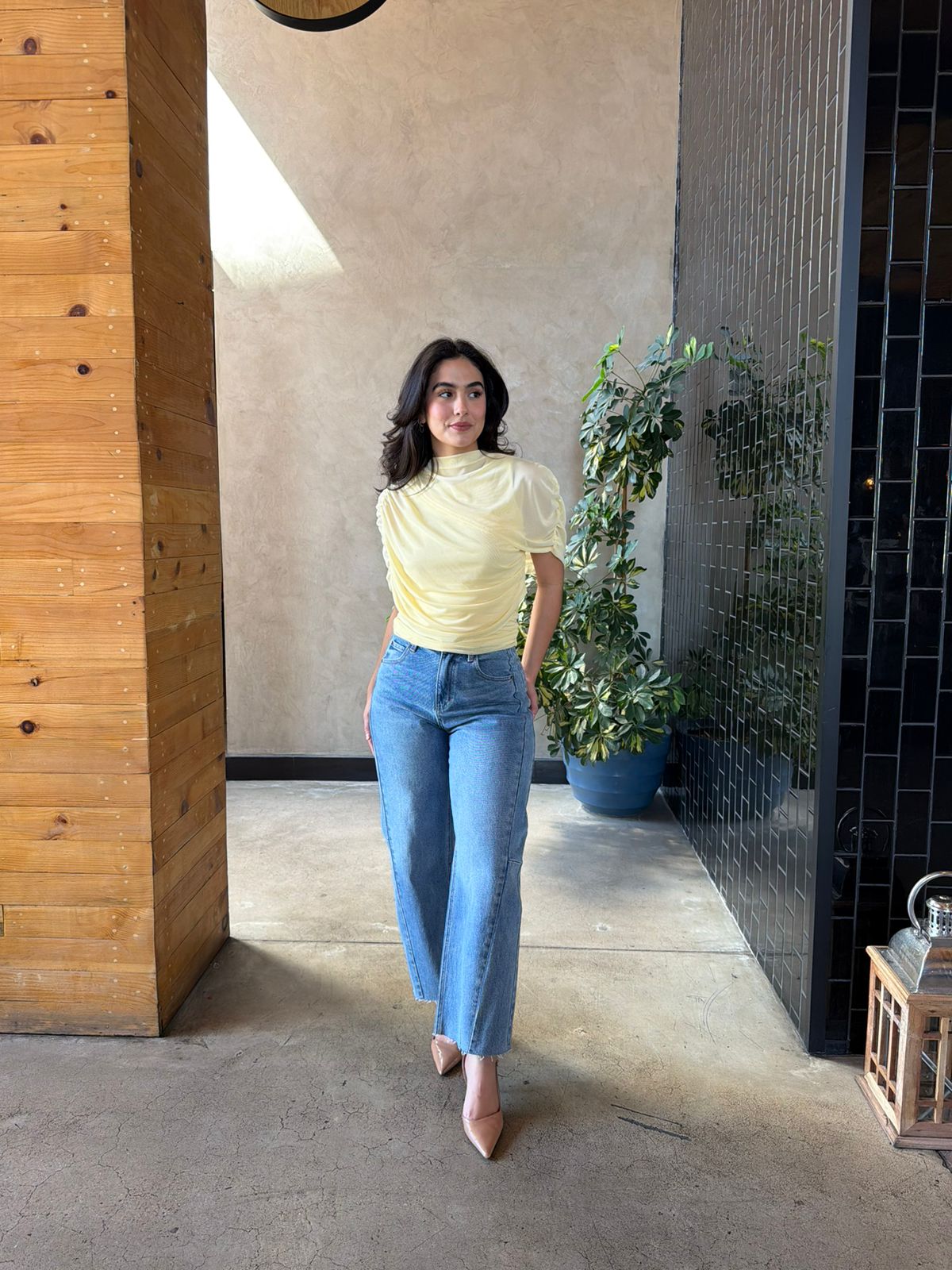 Blusa tipo Capa - Amarillo