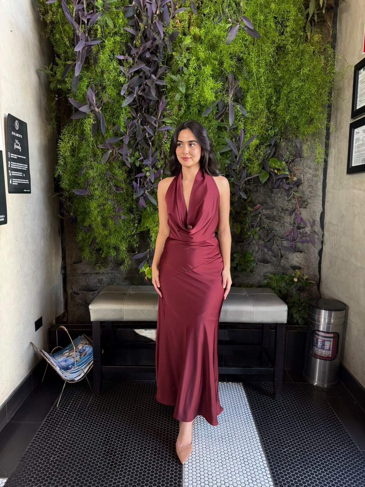 Vestido Midi Satinado - Vino