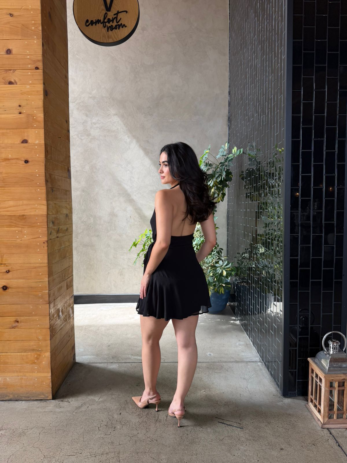 Vestido Halter Cruzado con Moño - Negro