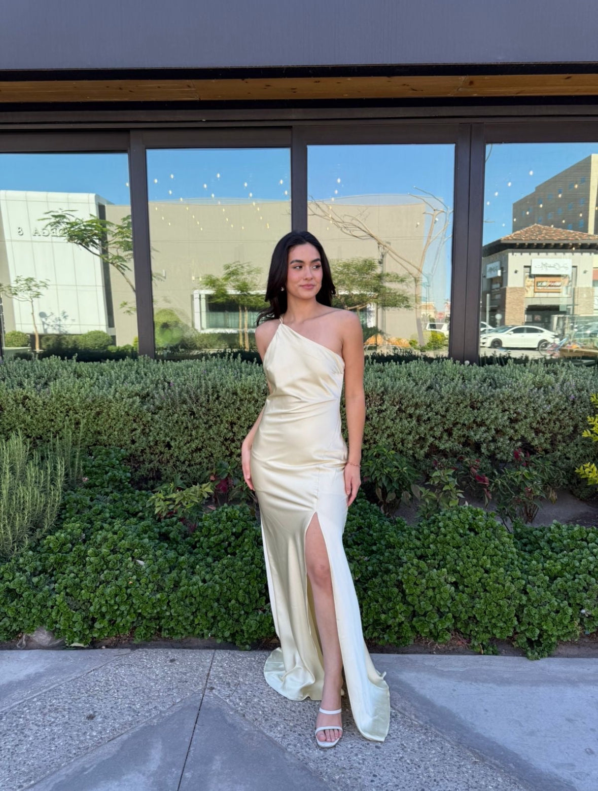 Vestido Satin Asimétrico