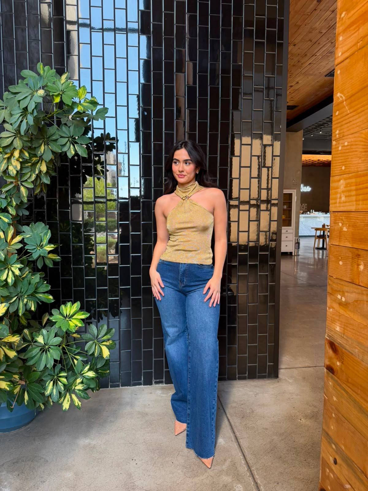 Blusa Halter con Argolla