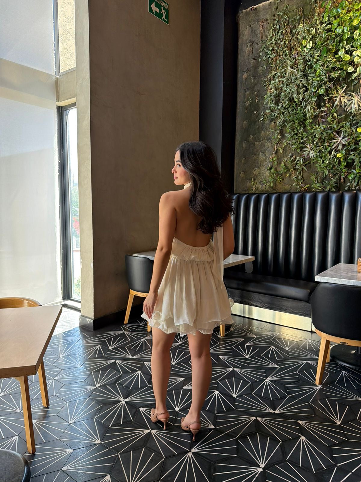 Vestido Plisado con Mascada - Crema
