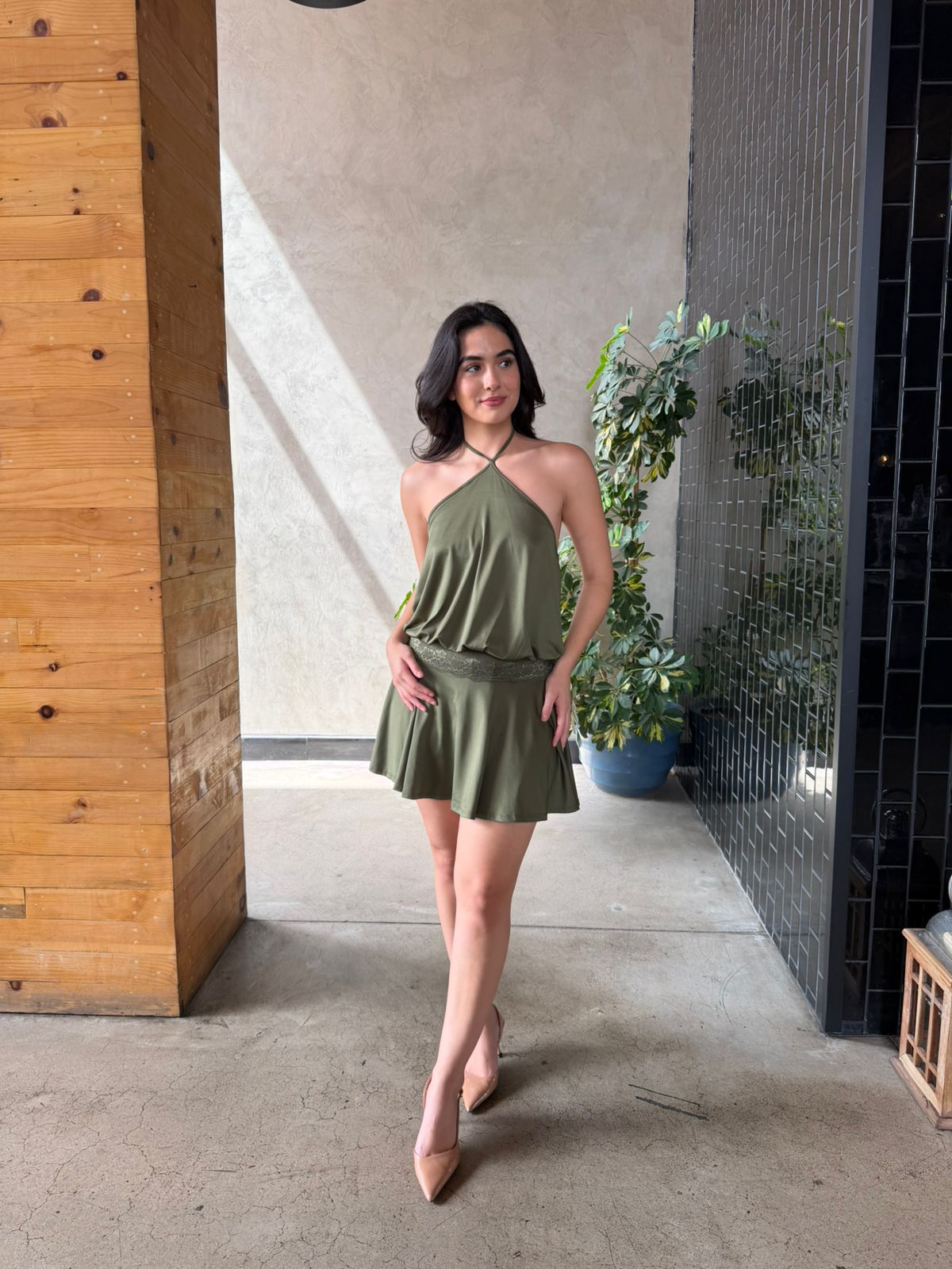 Vestido Halter con Encaje - Verde Army