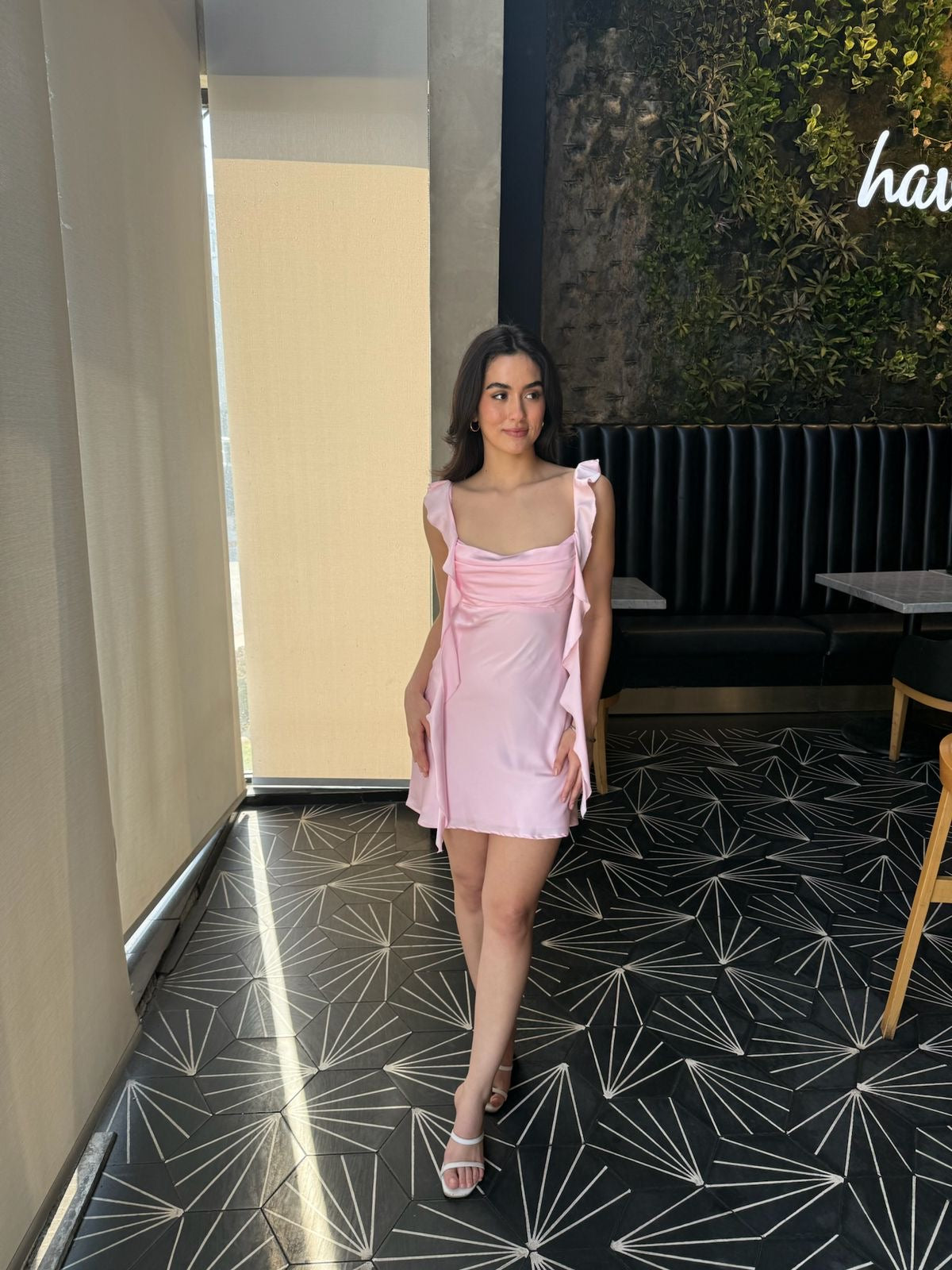 Vestido Satin Ondas