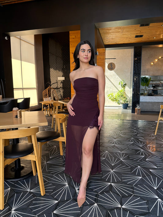 Vestido Strapless Detalle Encaje