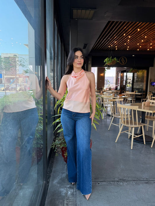 Blusa Halter Satinada Lisa Salmon