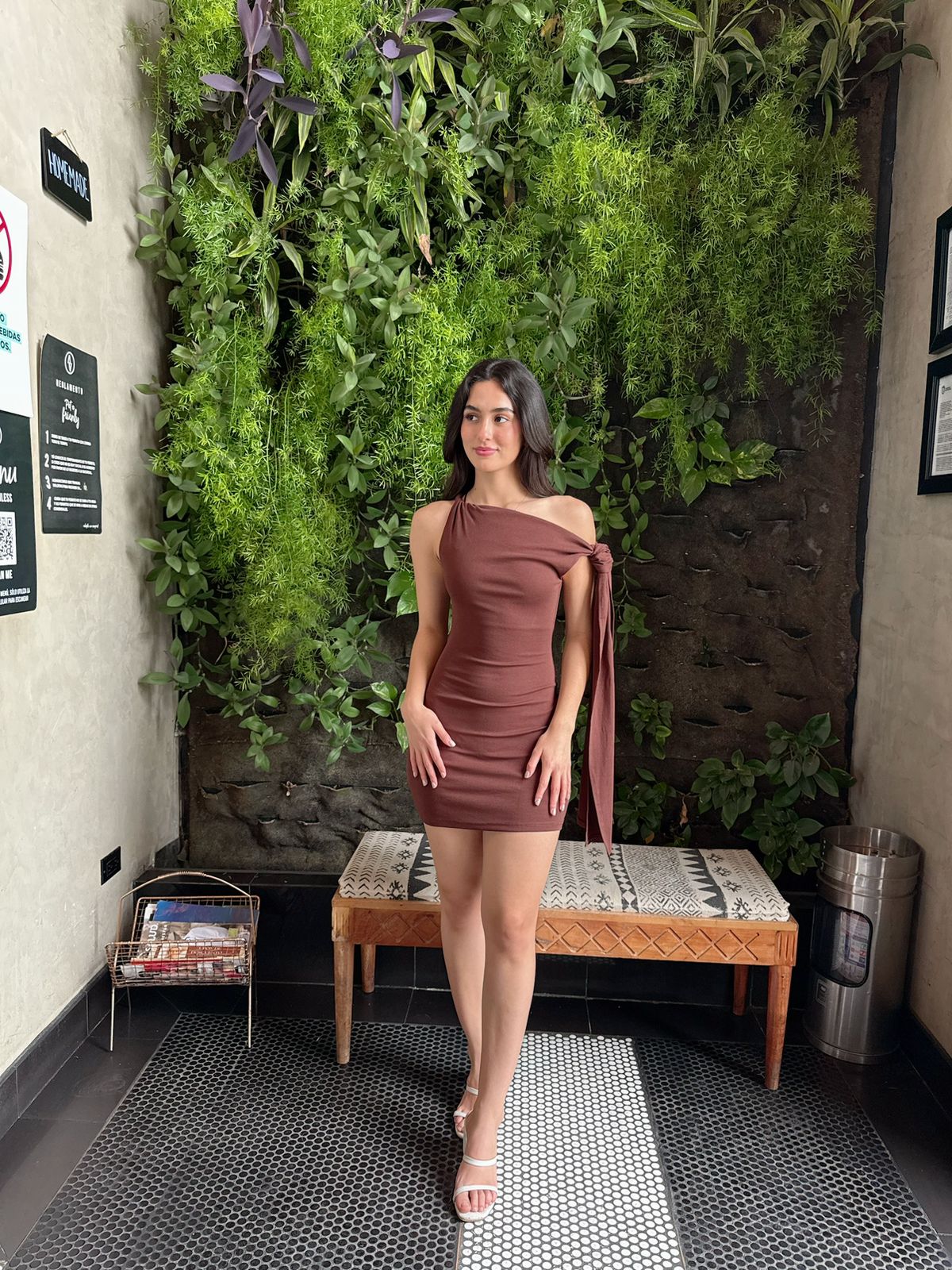 Vestido Hombro Caído Nudo