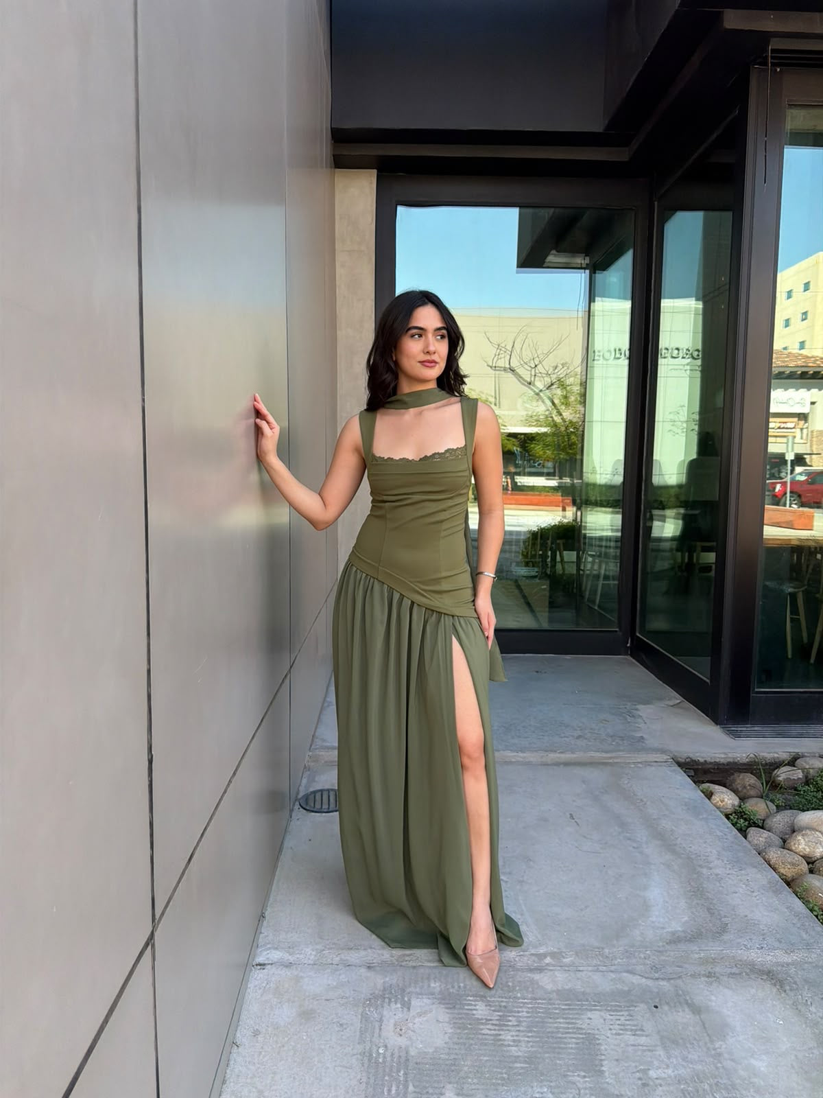 Vestido Largo Doble Textura con Mascada - Verde