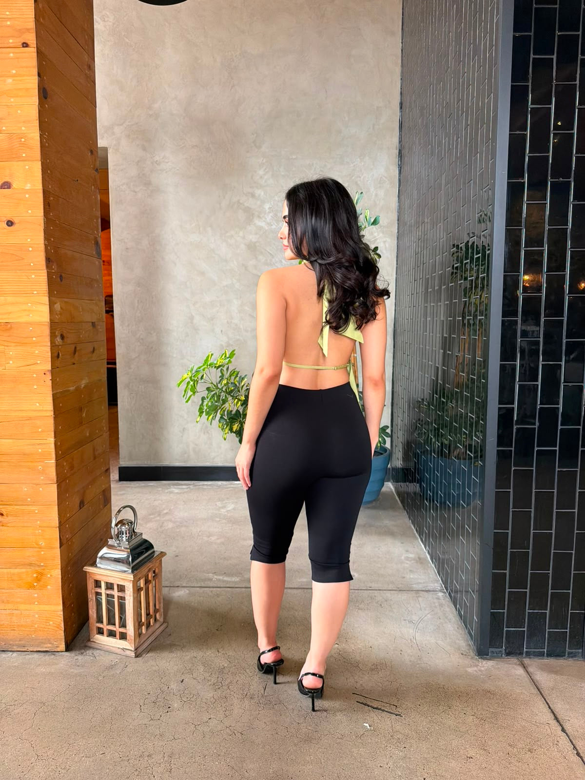 Pantalón Capri Negro