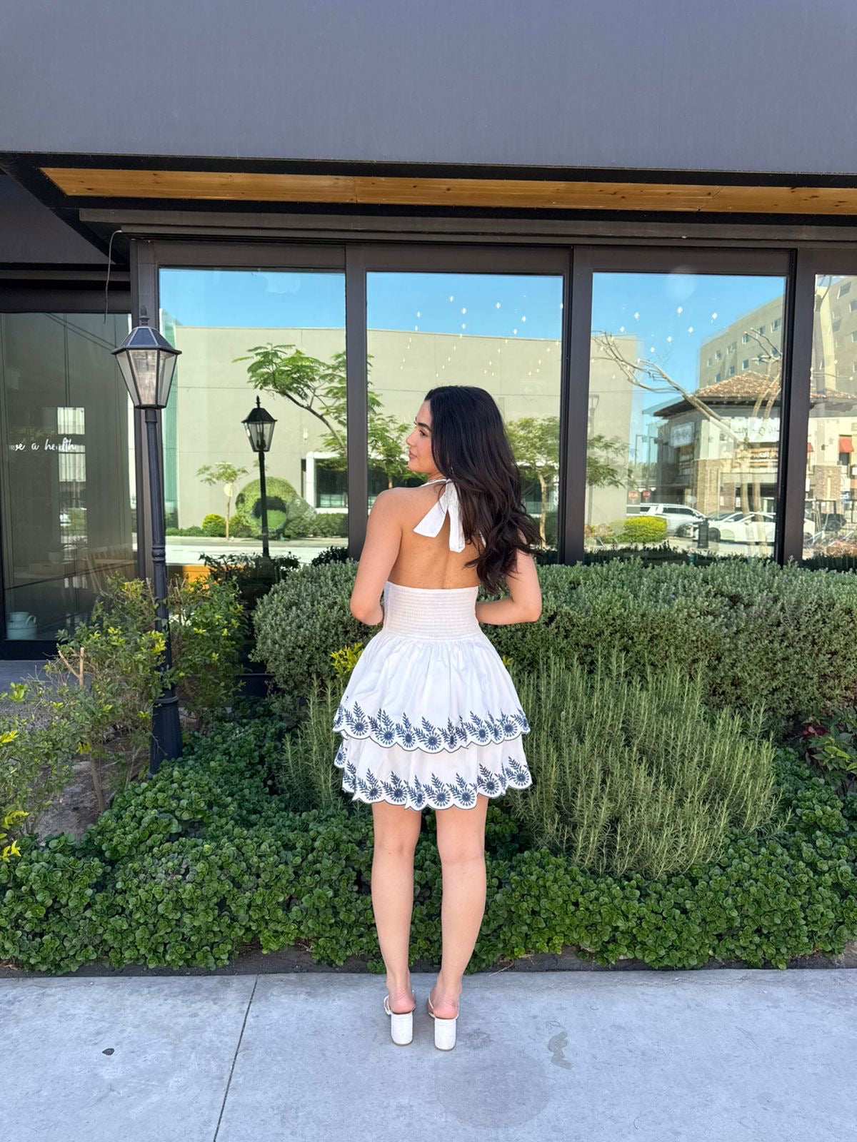 Vestido Halter Bordado