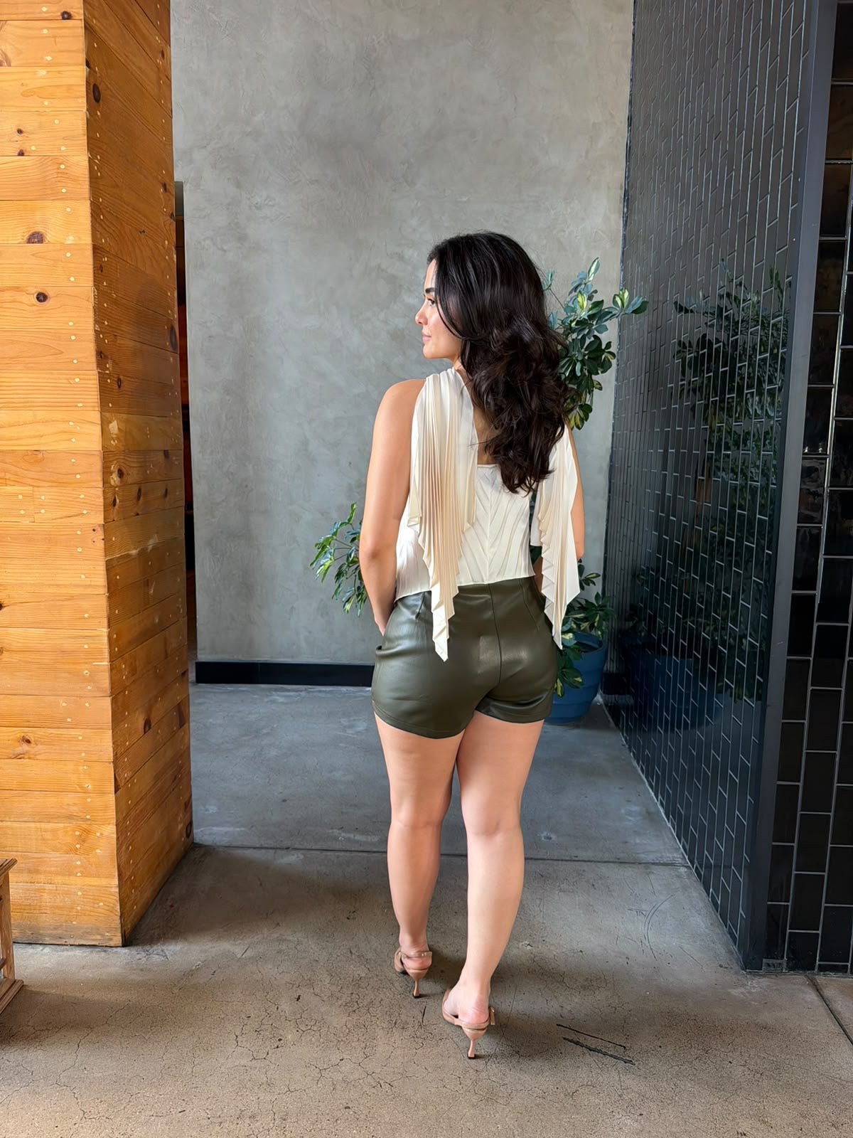 Blusa Halter Plisada - Ivory