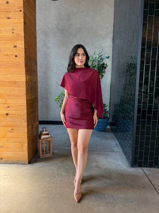 Vestido de Tirantes con Capa - Vino