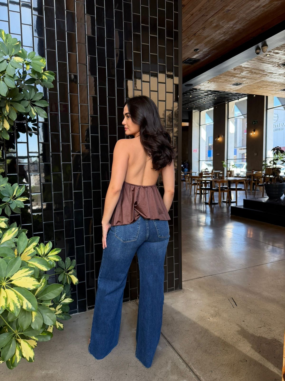 Blusa Halter Lentejuela - Chocolate
