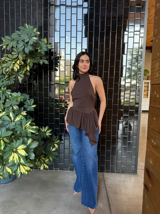 Blusa Halter con Olan - Café
