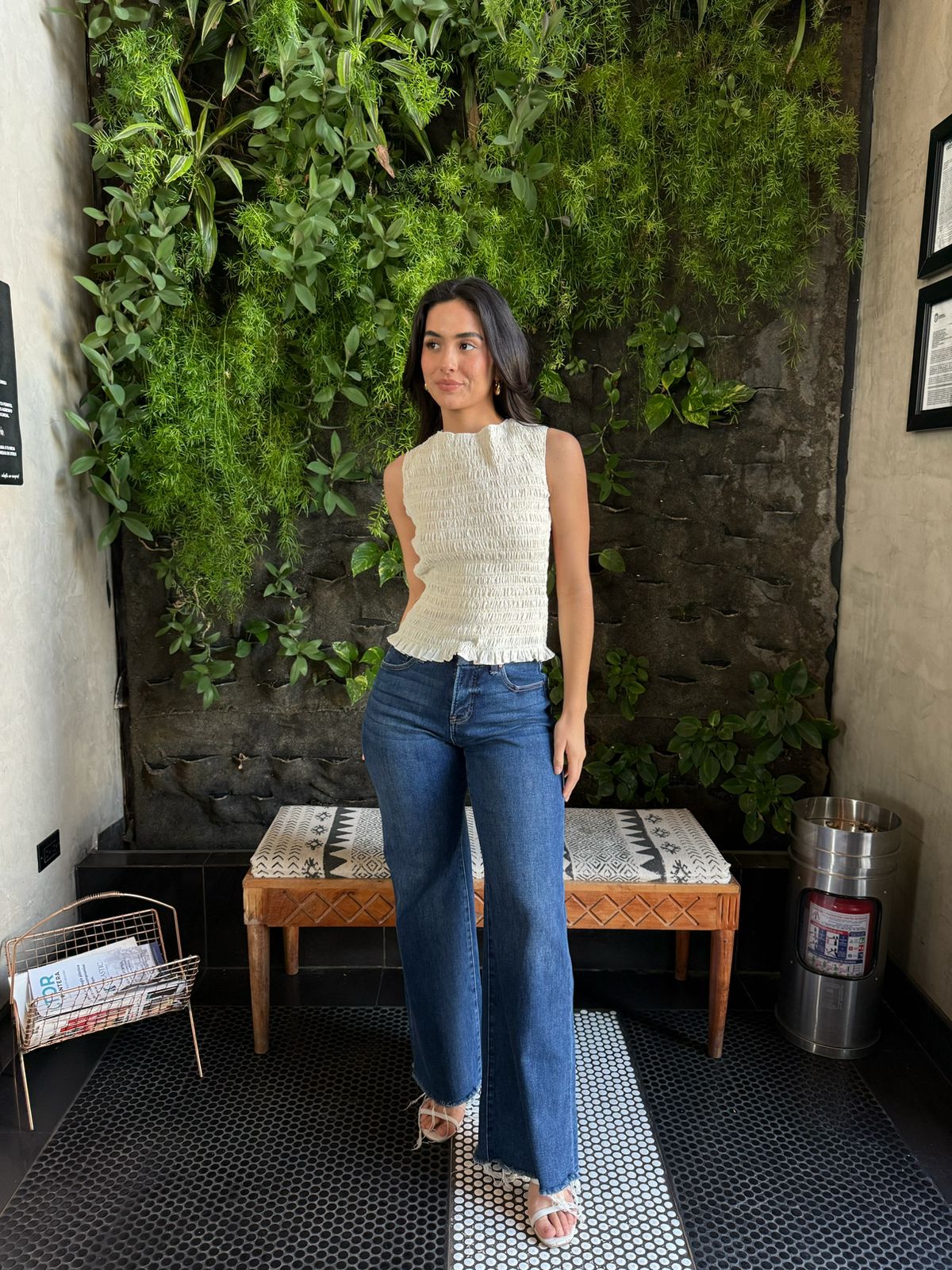 Blusa Corrugada Escote Espalda