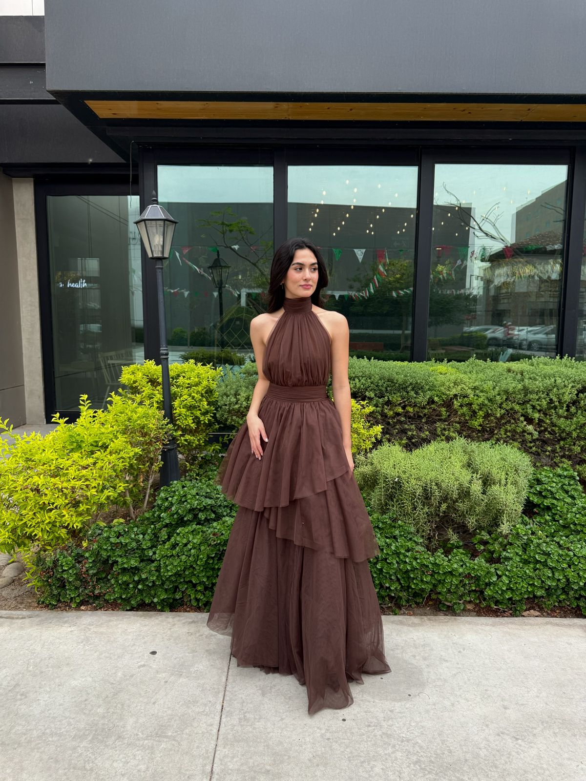 Vestido Halter Tule Asimétrico