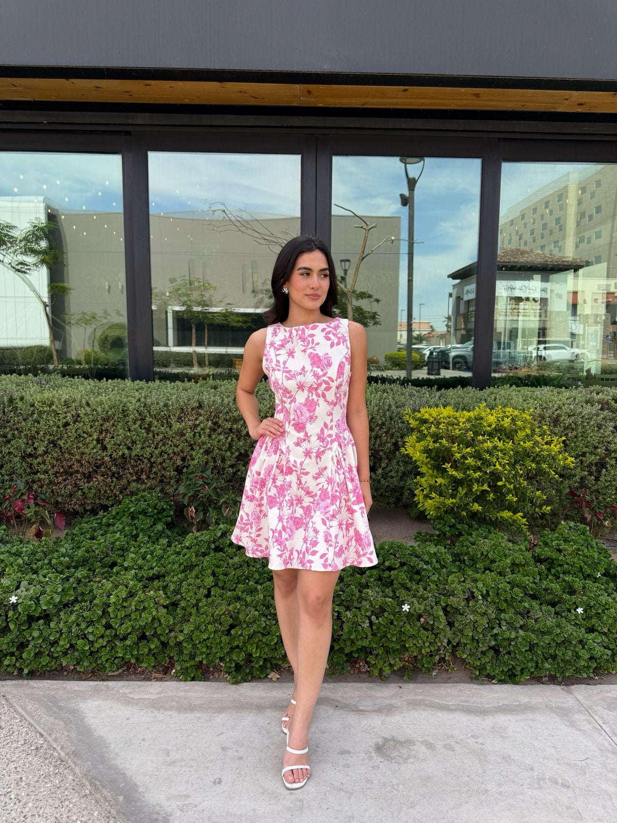 Vestido Flores Moño espalda