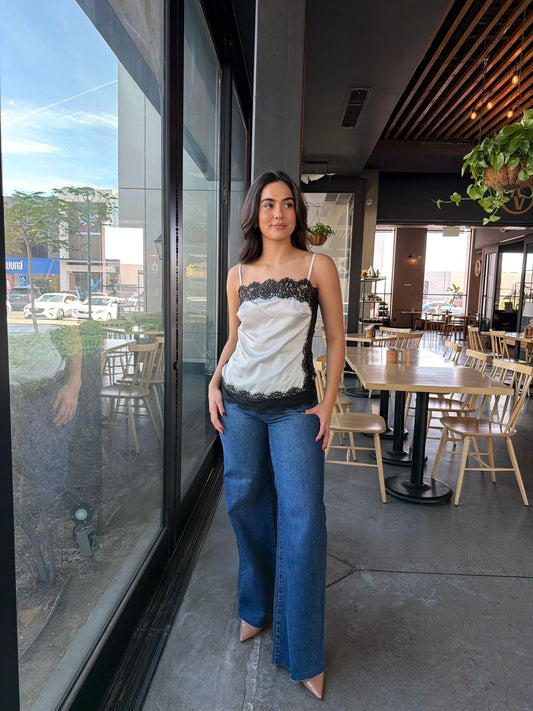 Blusa Satin Encaje Negro