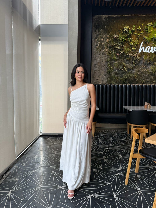 Vestido Largo Asimétrico