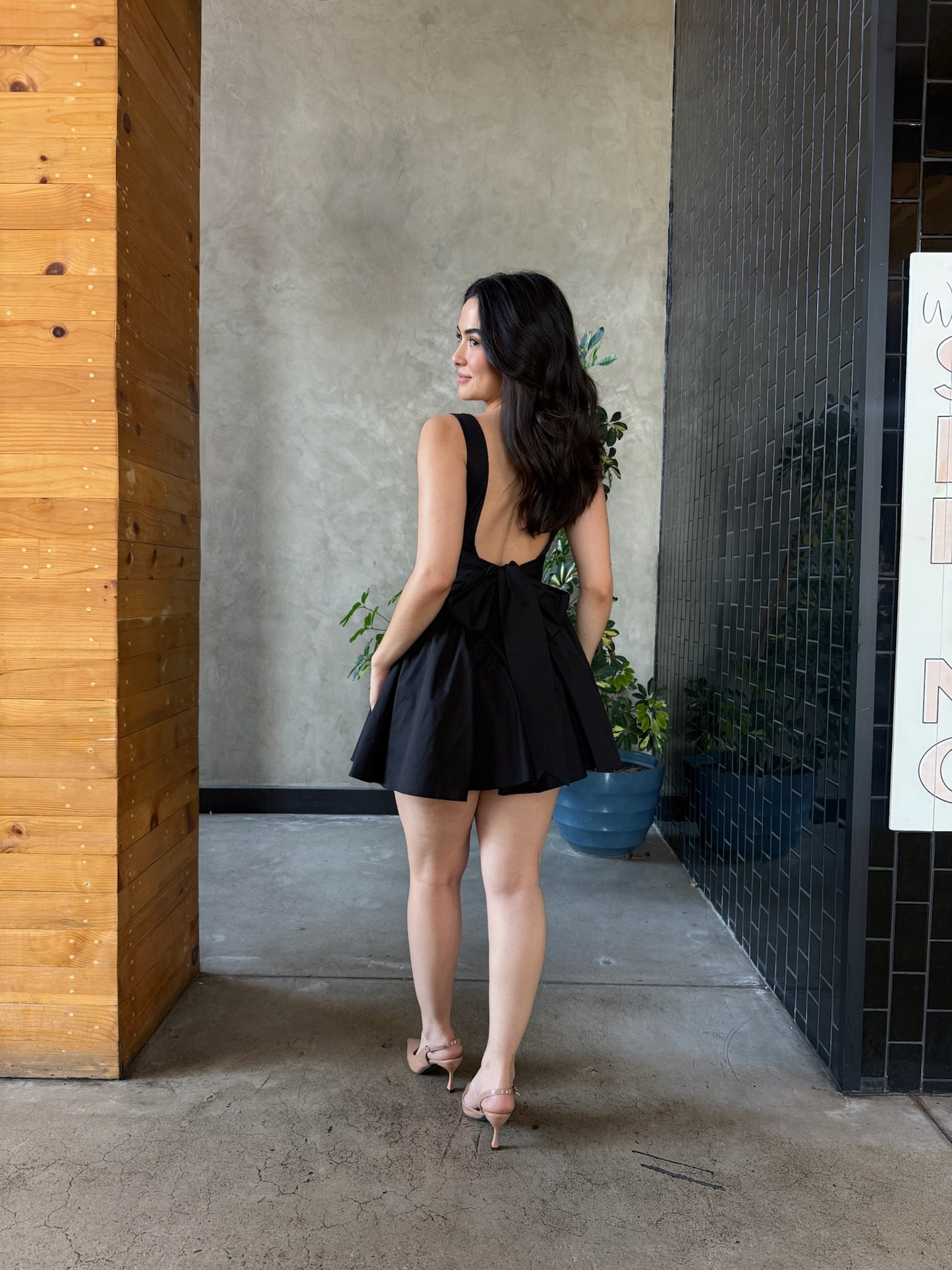 Vestido Moño Negro